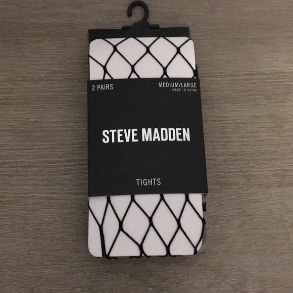 STEVE MADDEN Hosiery 2 pairs Size M/L - Picture 1 of 5